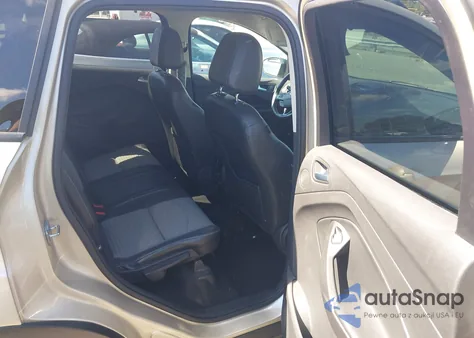 2017 Ford Escape Se z USA, uszkodzony, nr VIN 1FMCU9GD6HUE00854